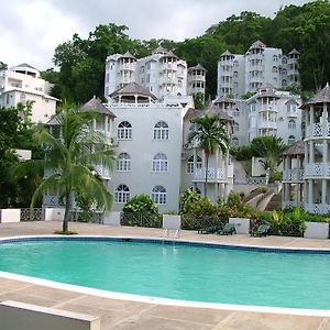 Skycastles Condominiums